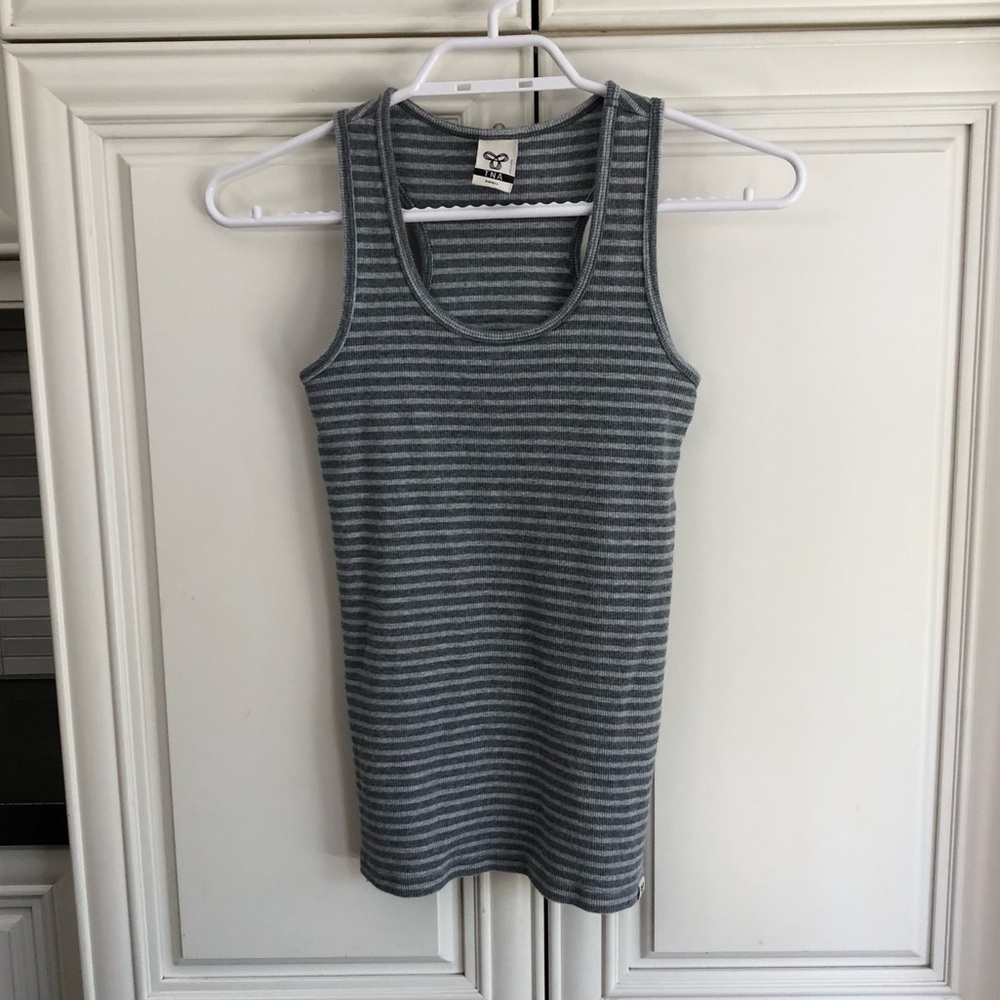 Aritzia TNA woman’s ribbed tank top
